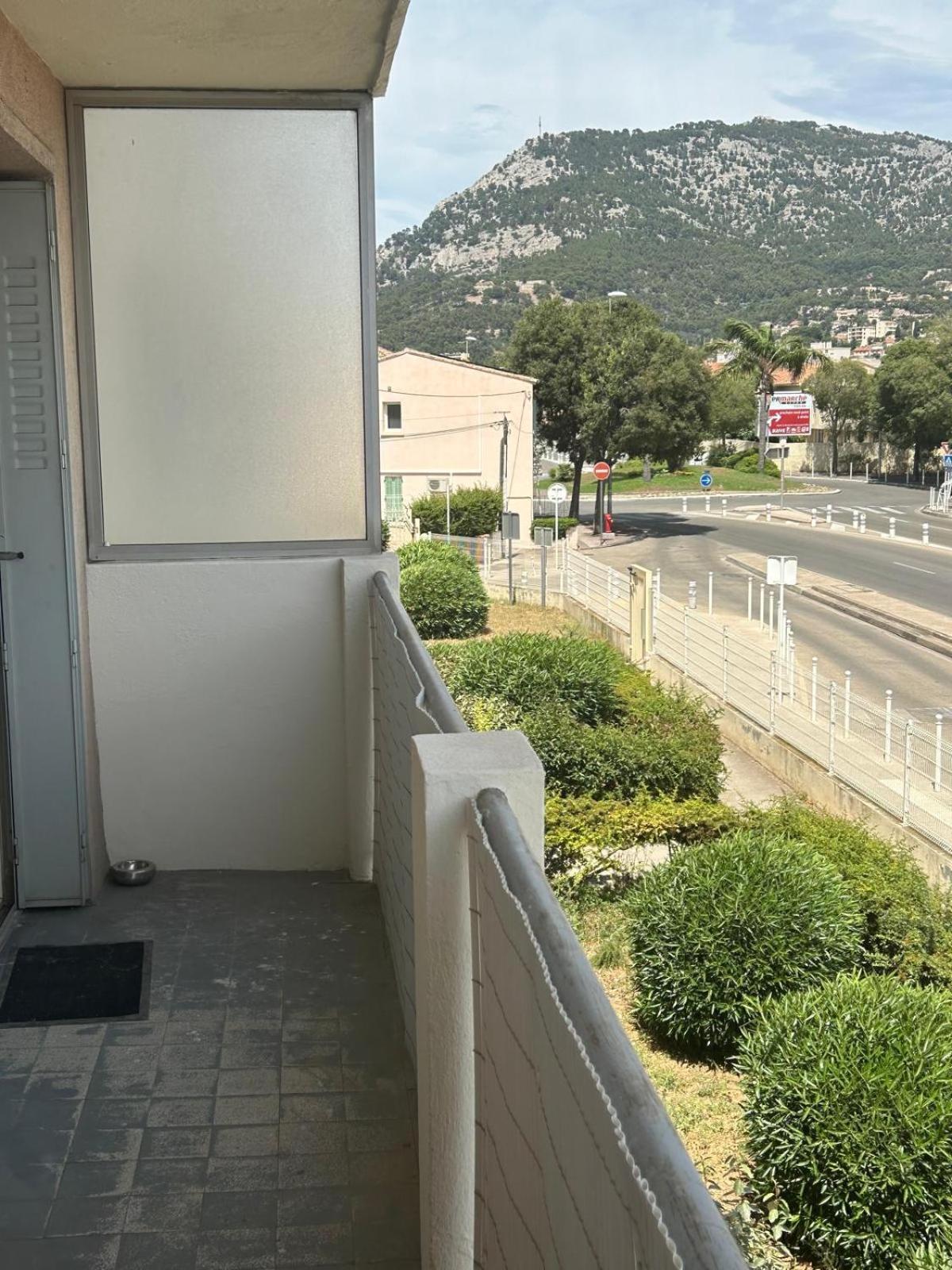 T4 Lumineux Et Spacieux, Parking Et Parc Prive Tolón Exterior foto